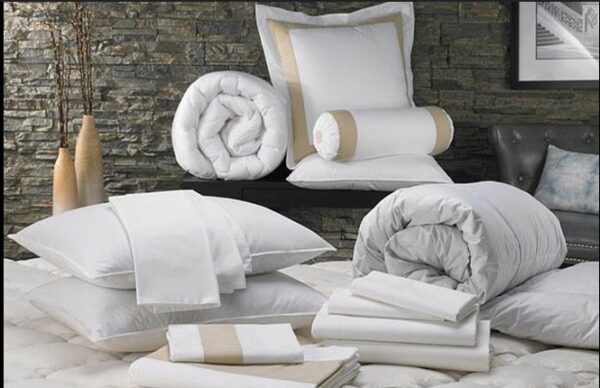 Dazzle Dreams Polyester Hotel Linen Set, Color : White